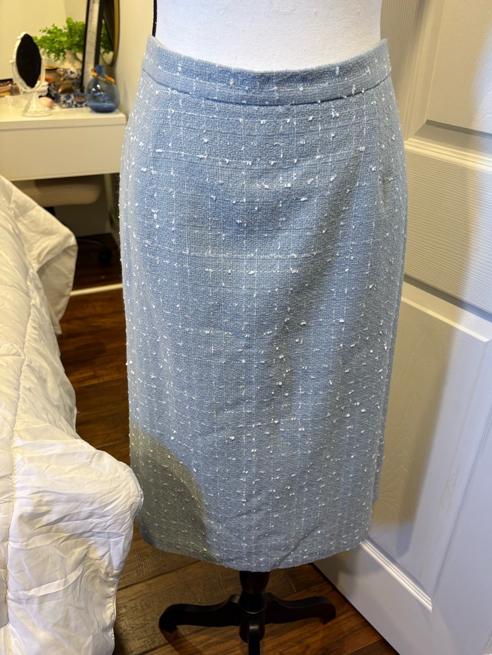 Vintage Oblique Blue Tweed Midi Pencil Skirt Made in Canada Size 14